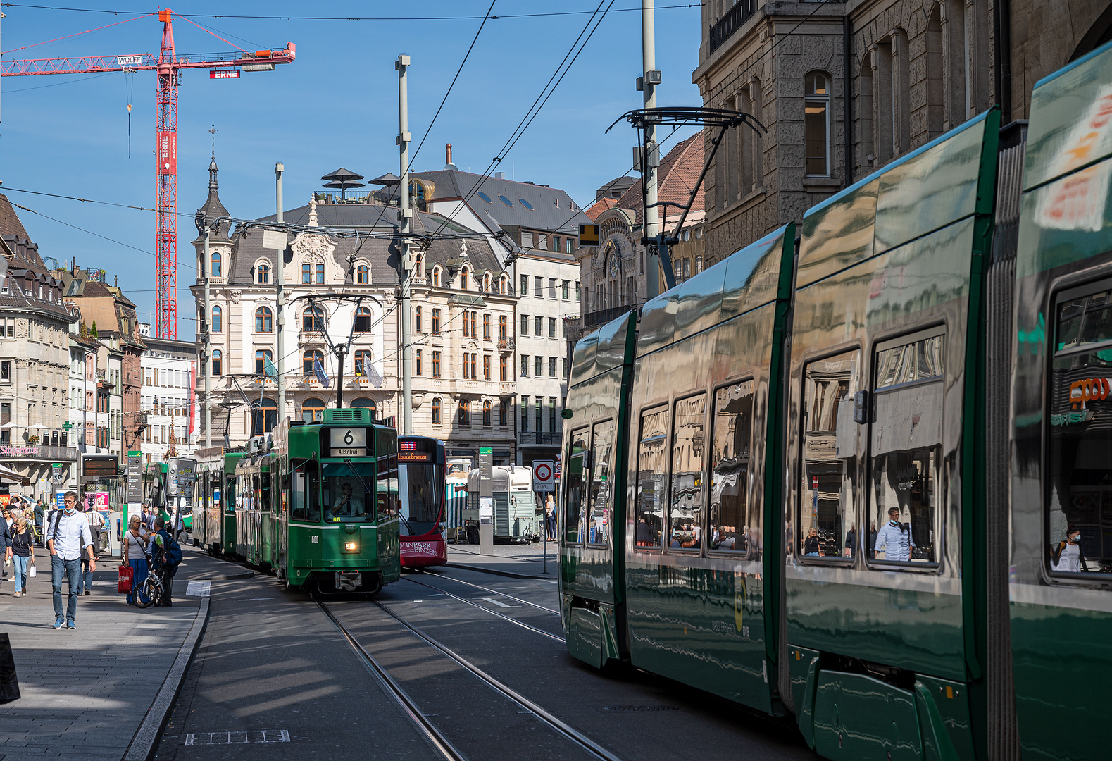 Reflexe am Marktplatz