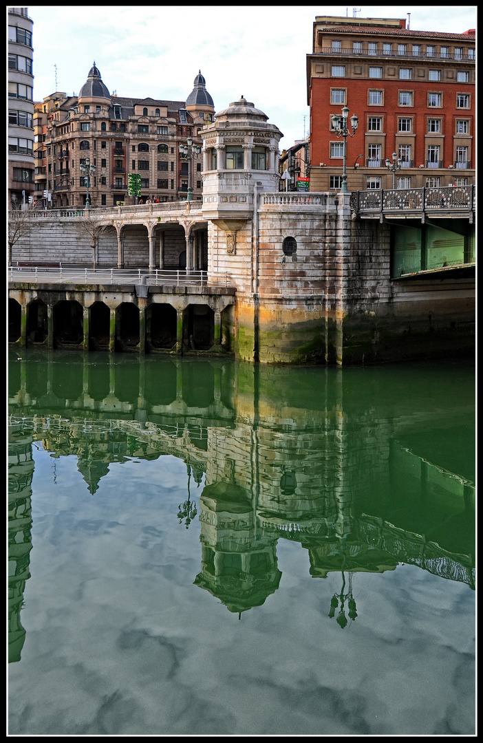 Reflexes a la Ria de Bilbao