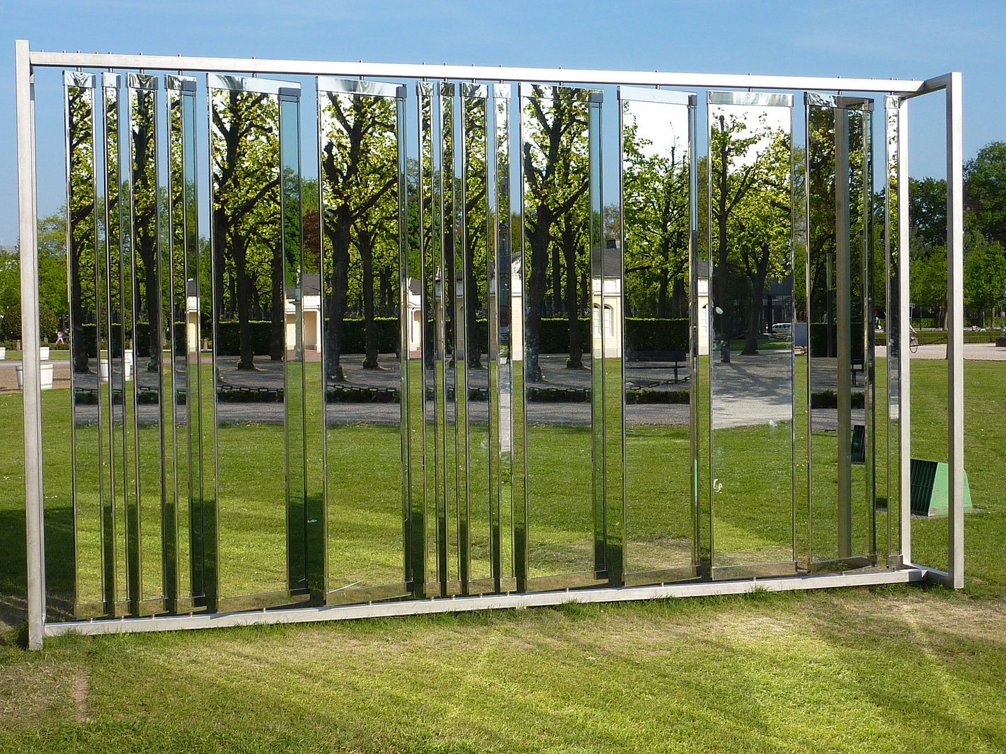 "Reflexionen" im Schloßgarten von Karlsruhe