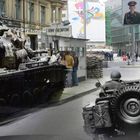 Refotografie - Berlin Checkpoint Charlie 1961/2003