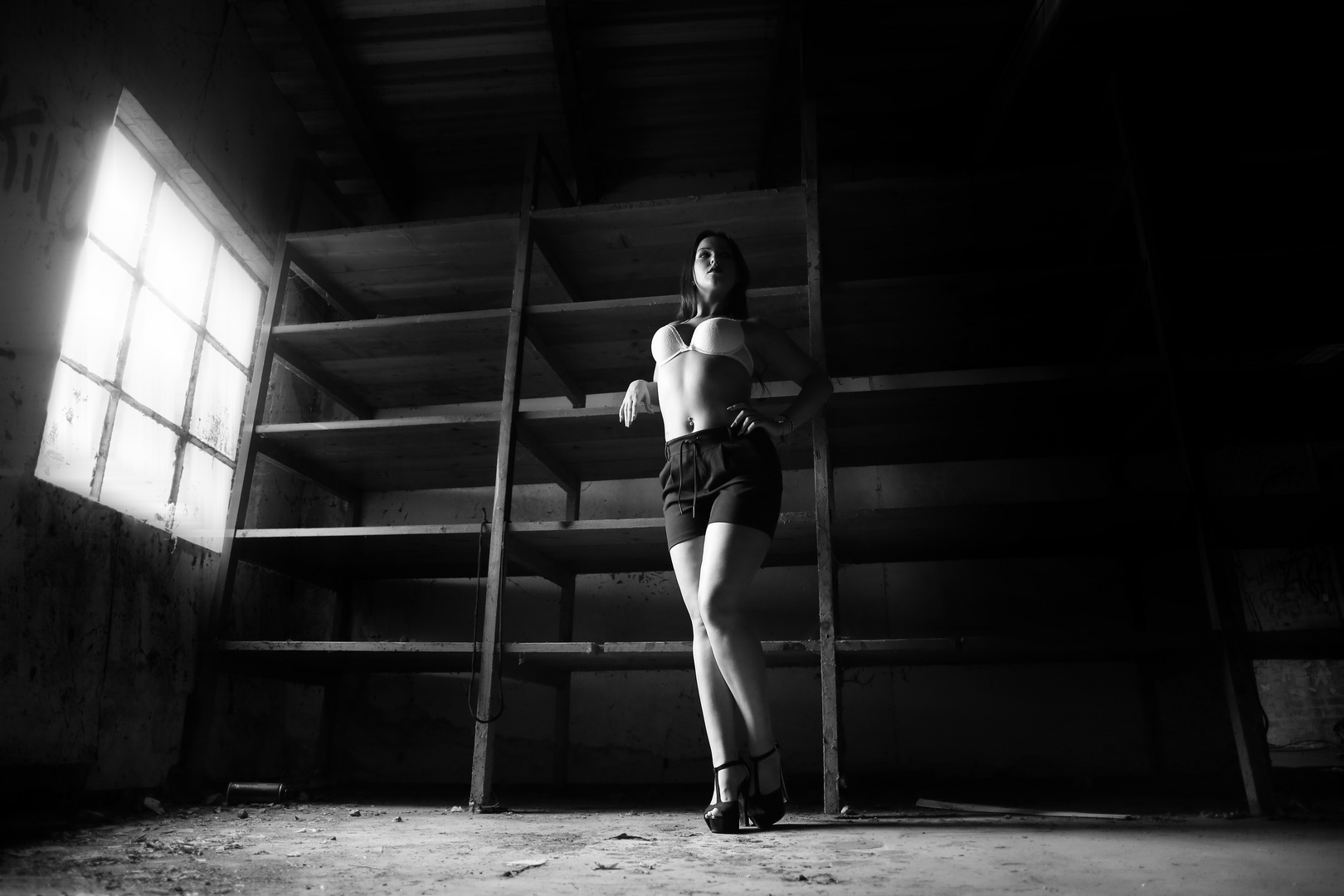 Regal II Foto & Bild | indoor, fashion, menschen Bilder auf fotocommunity