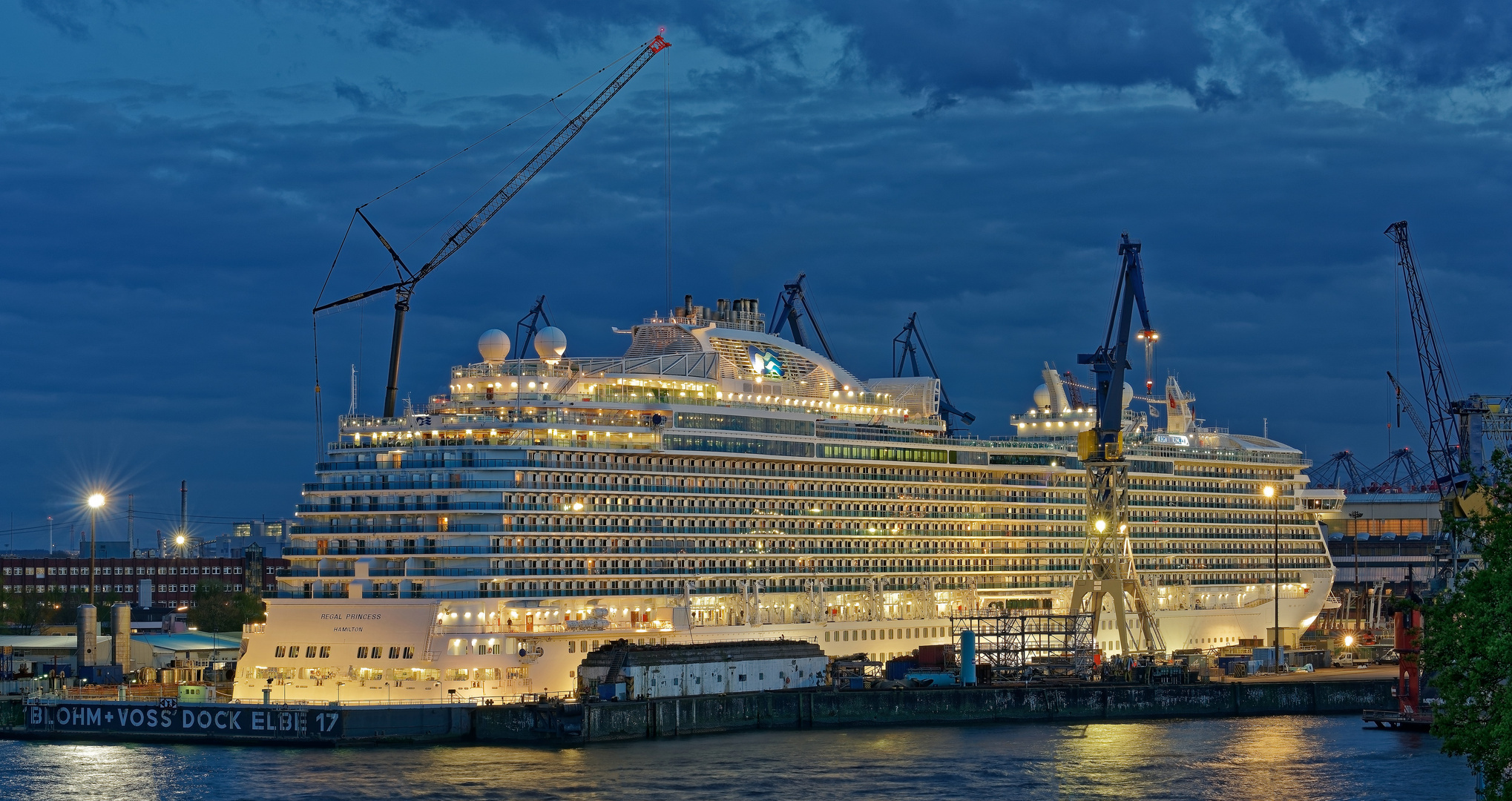 Regal Princess@Dock