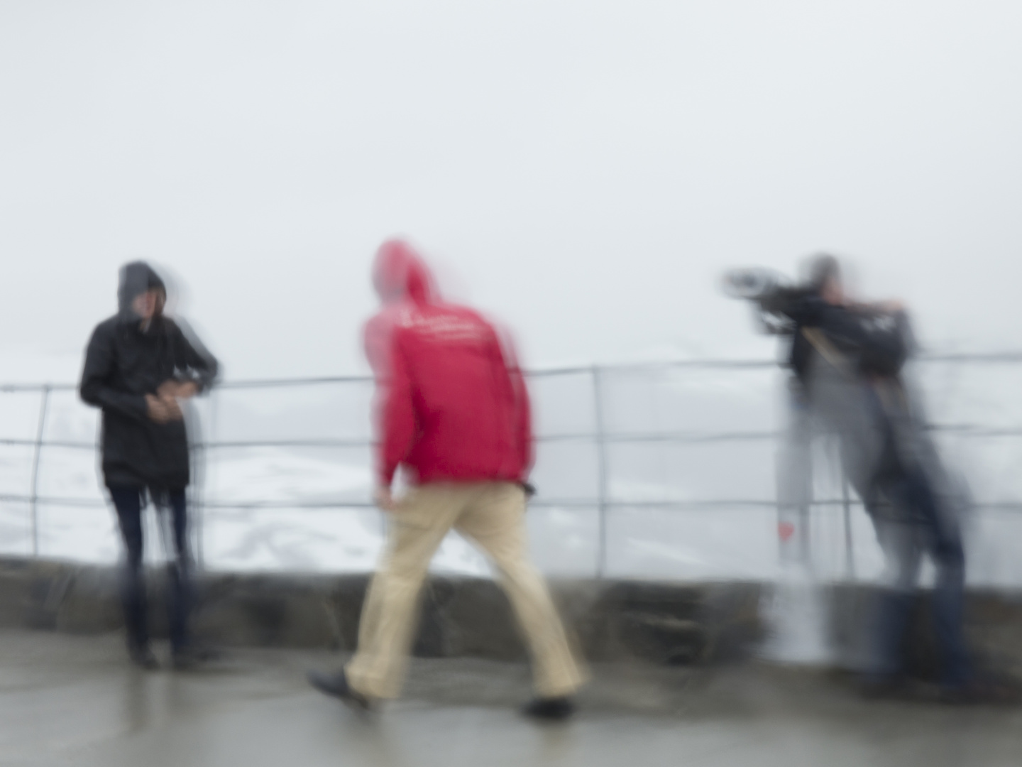 Regen am Aussichtspunkt (Norwegen)