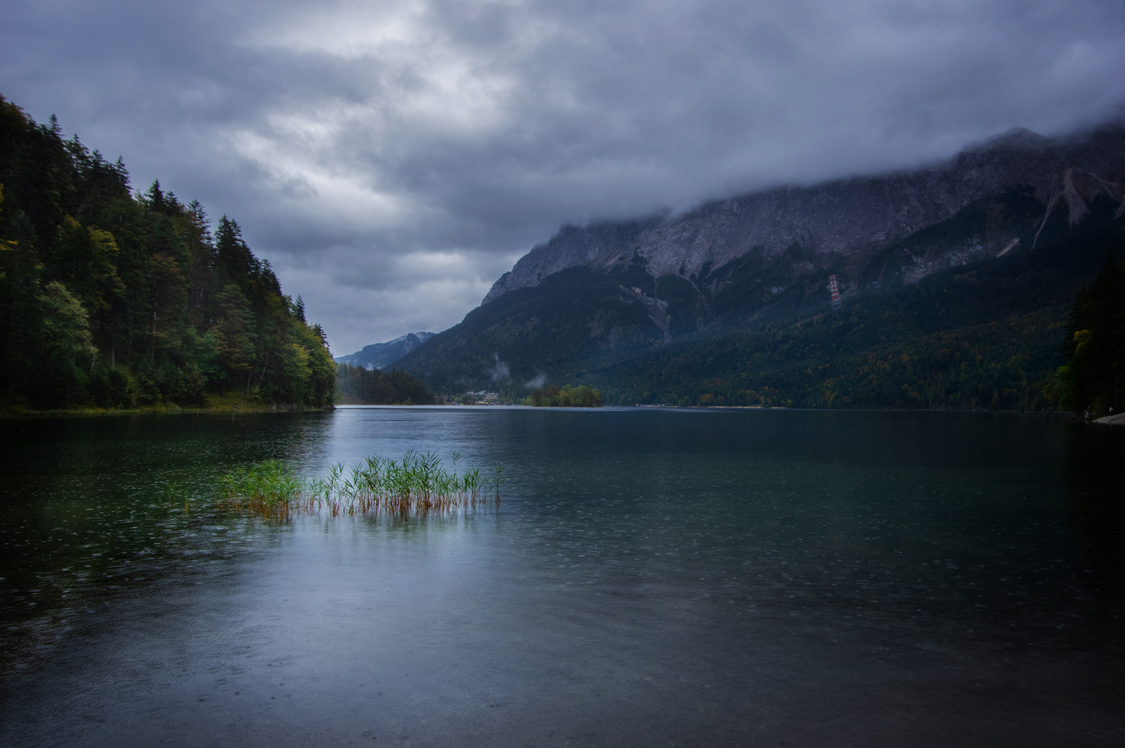 ....Regen am Eibsee...