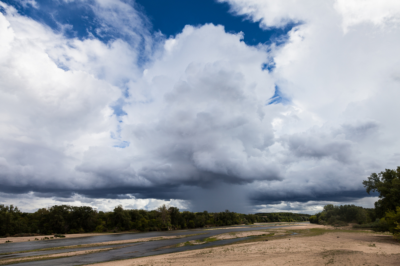 Regen an der Loire