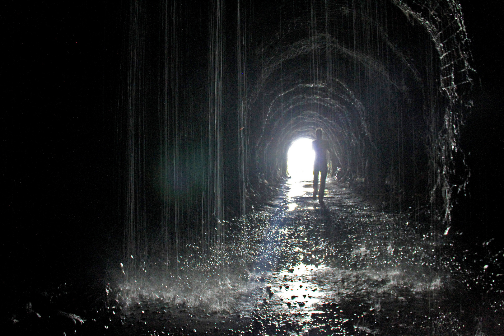 Regen im Tunnel