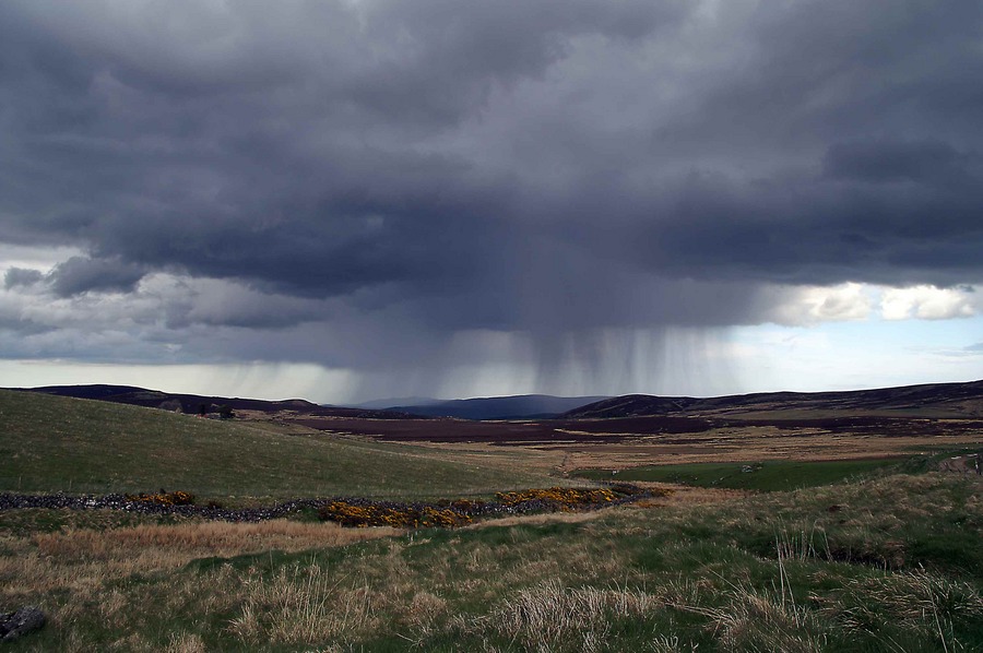 Regen oder Hagel ?