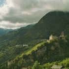 regen über burg tirol...