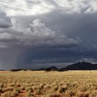 Regen über der Namib