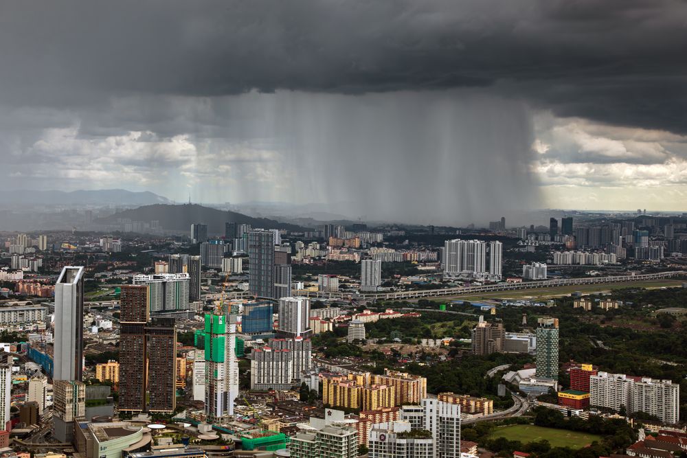 Regen über Kuala Lumpur
