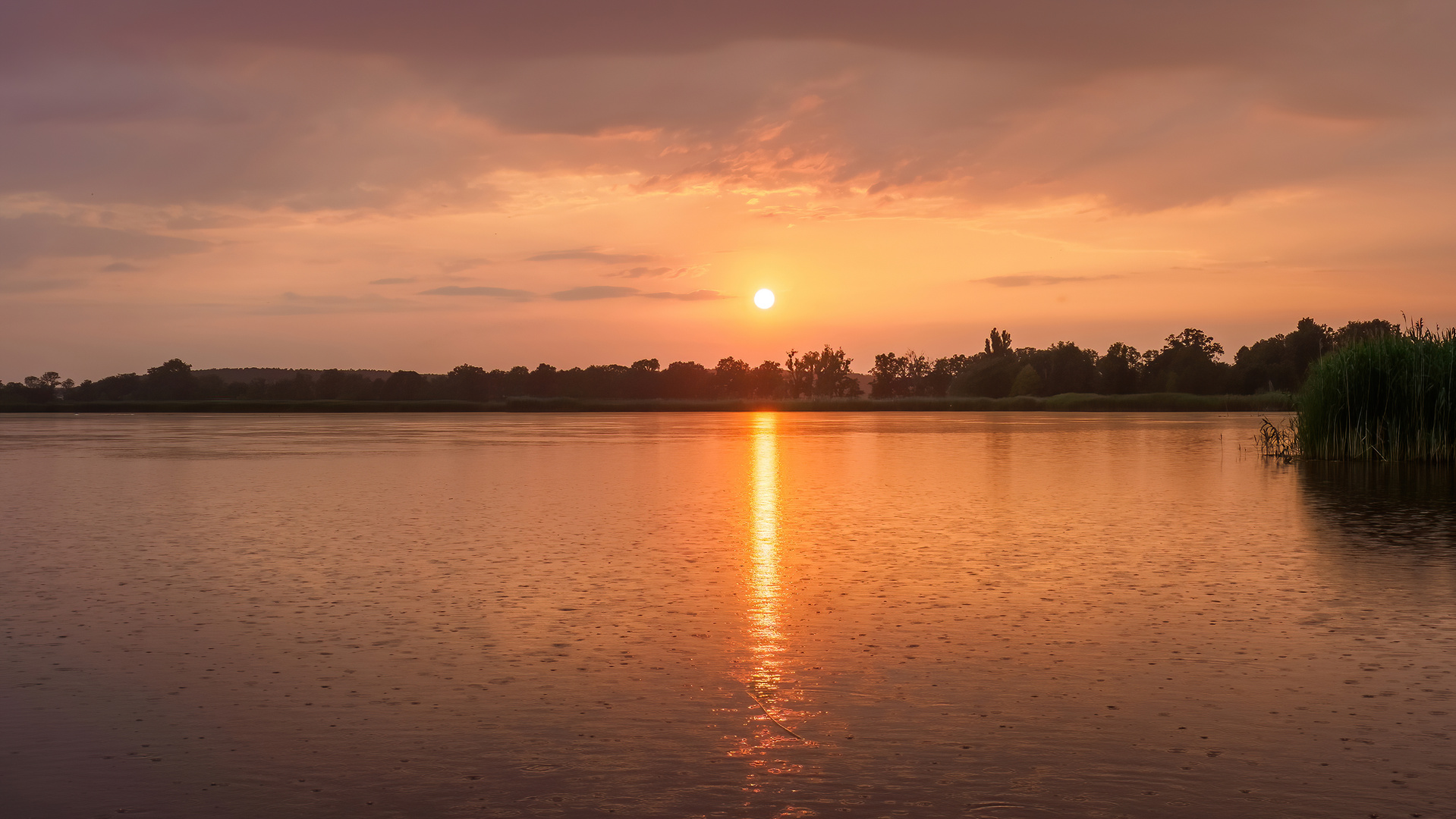 Regen und Sonne  Foto Bild world sonnenuntergang 