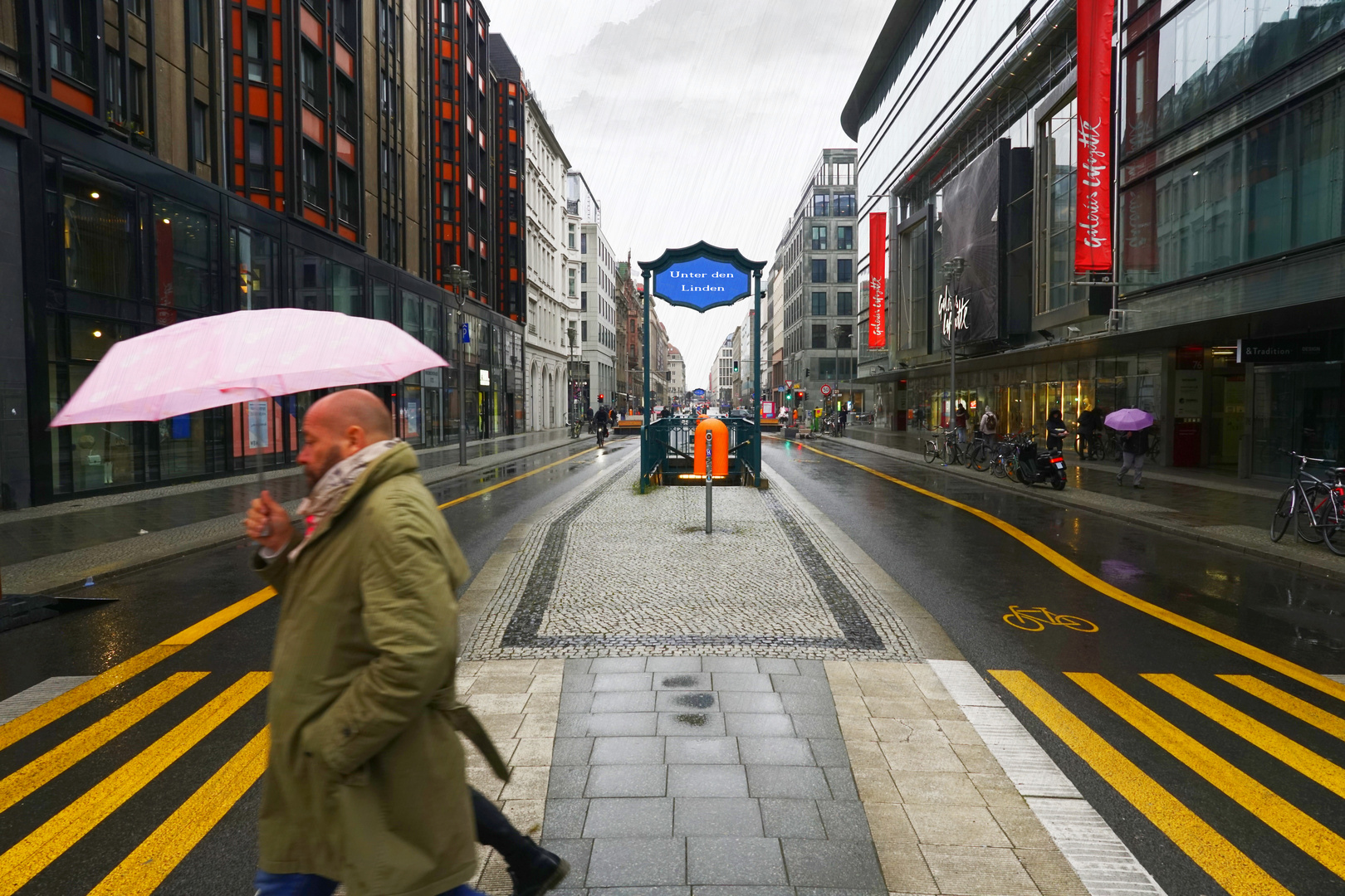 Regen unter den Linden