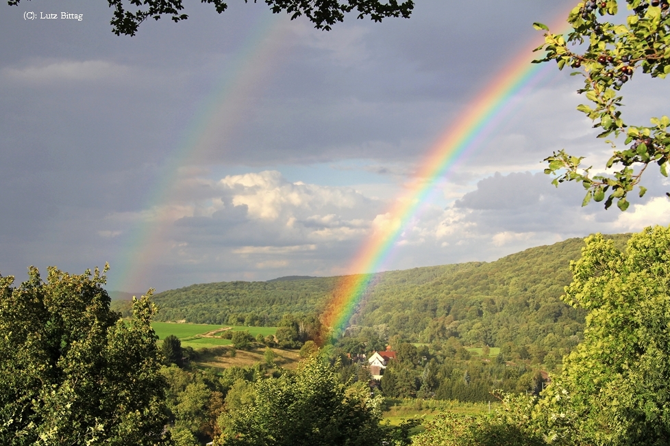 Regenbögen über der Saale