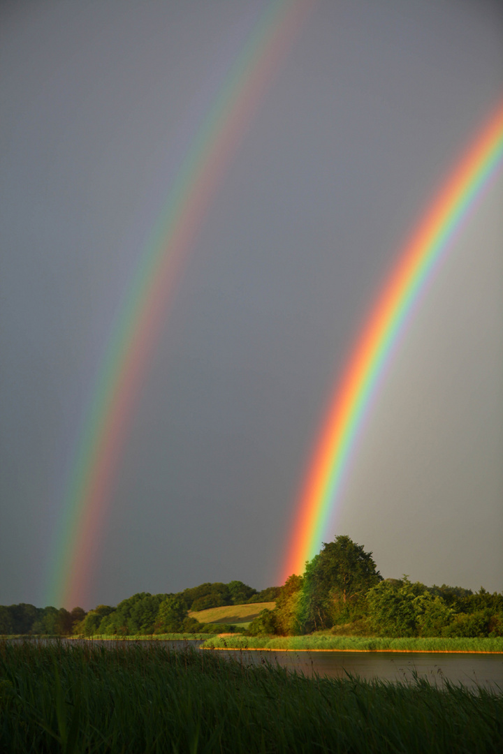 Regenbogen 2 Foto Bild Regenbogen Wetter Landschaften Bilder Auf Fotocommunity