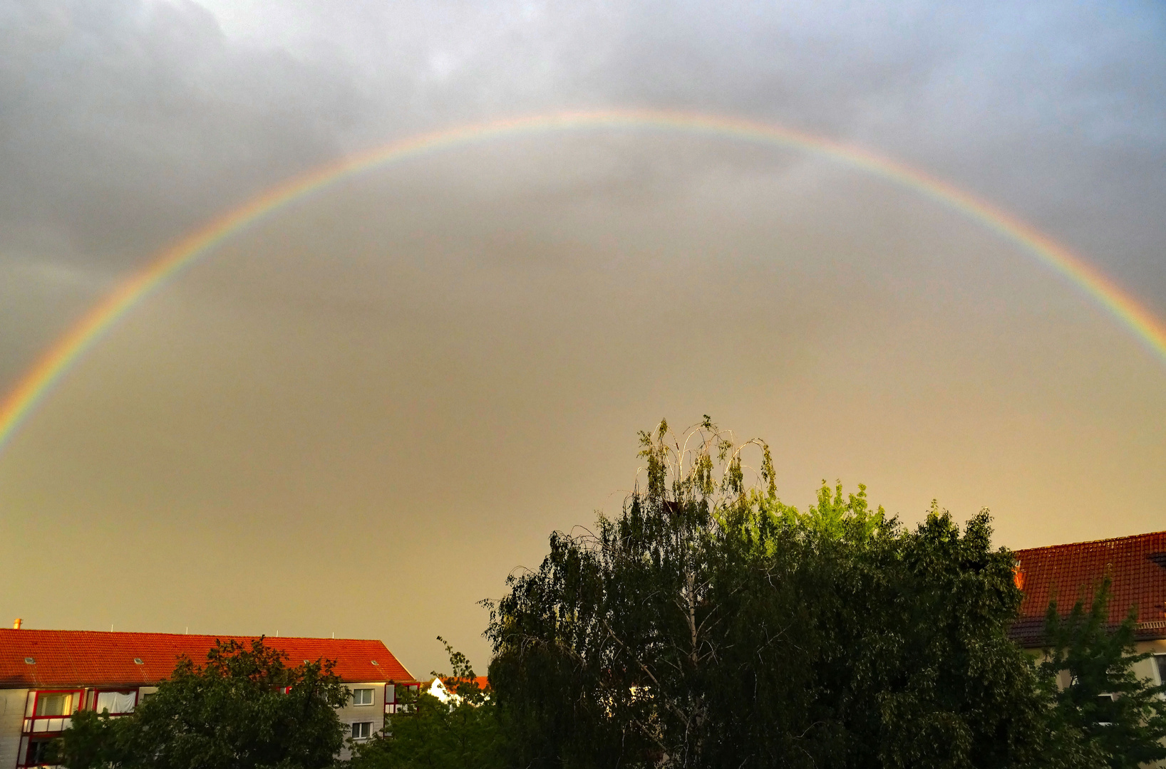 Regenbogen am Abend