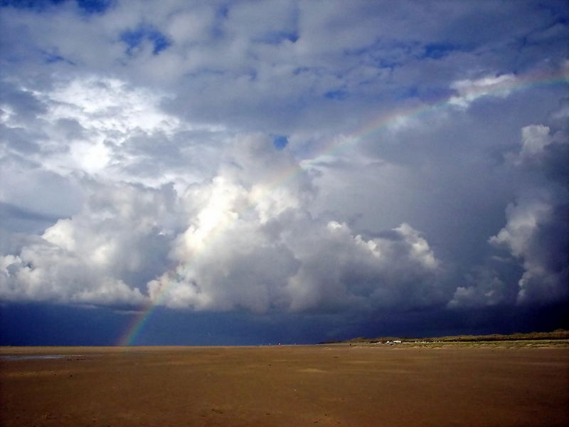 Regenbogen am Borkumer Nordstrand