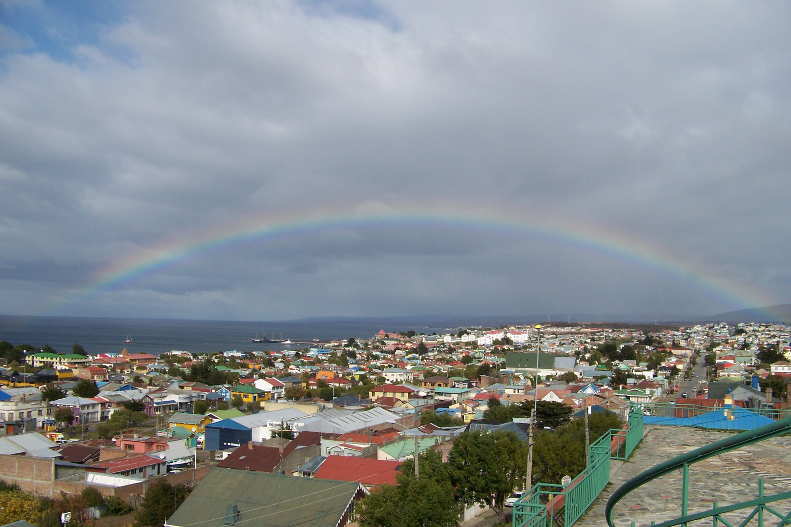 Regenbogen am Ende der Welt