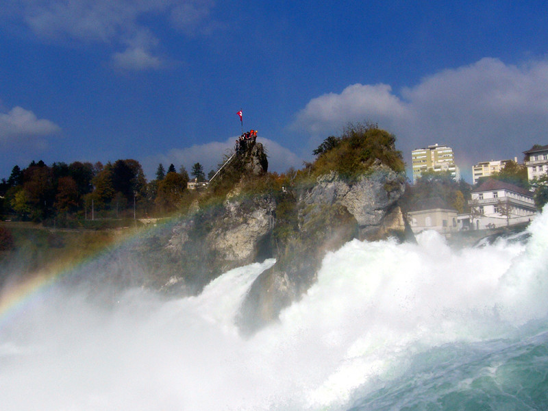 Regenbogen am Rheinfall