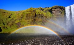 Regenbogen am Skogarfoss