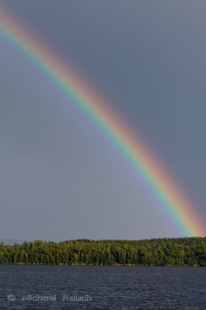 Regenbogen am Tyngsjö