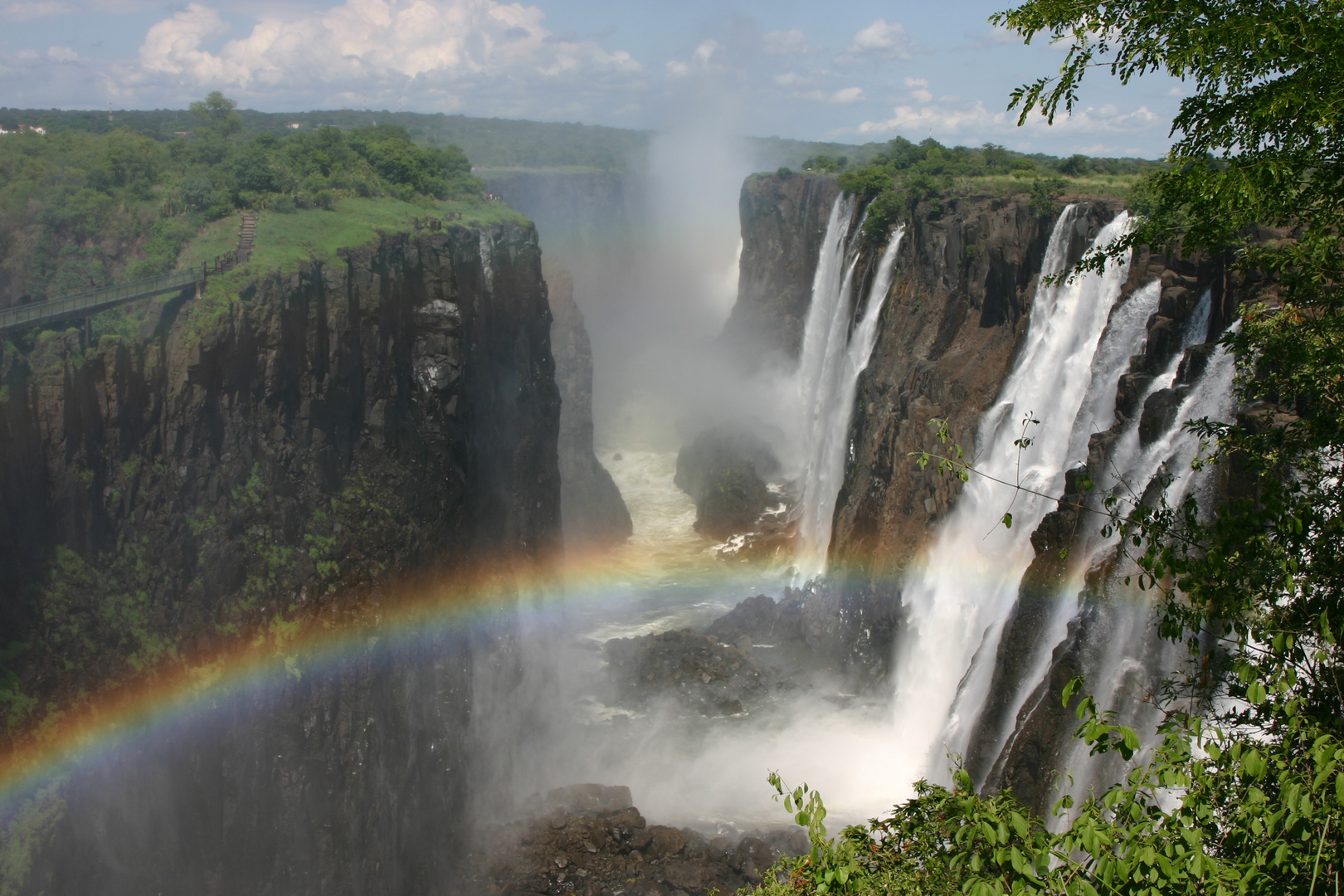 Regenbogen an den Viktoriafällen