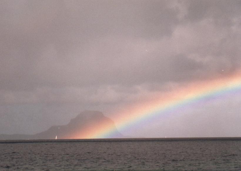 Regenbogen an der Bucht von Tamarin, Mauritius