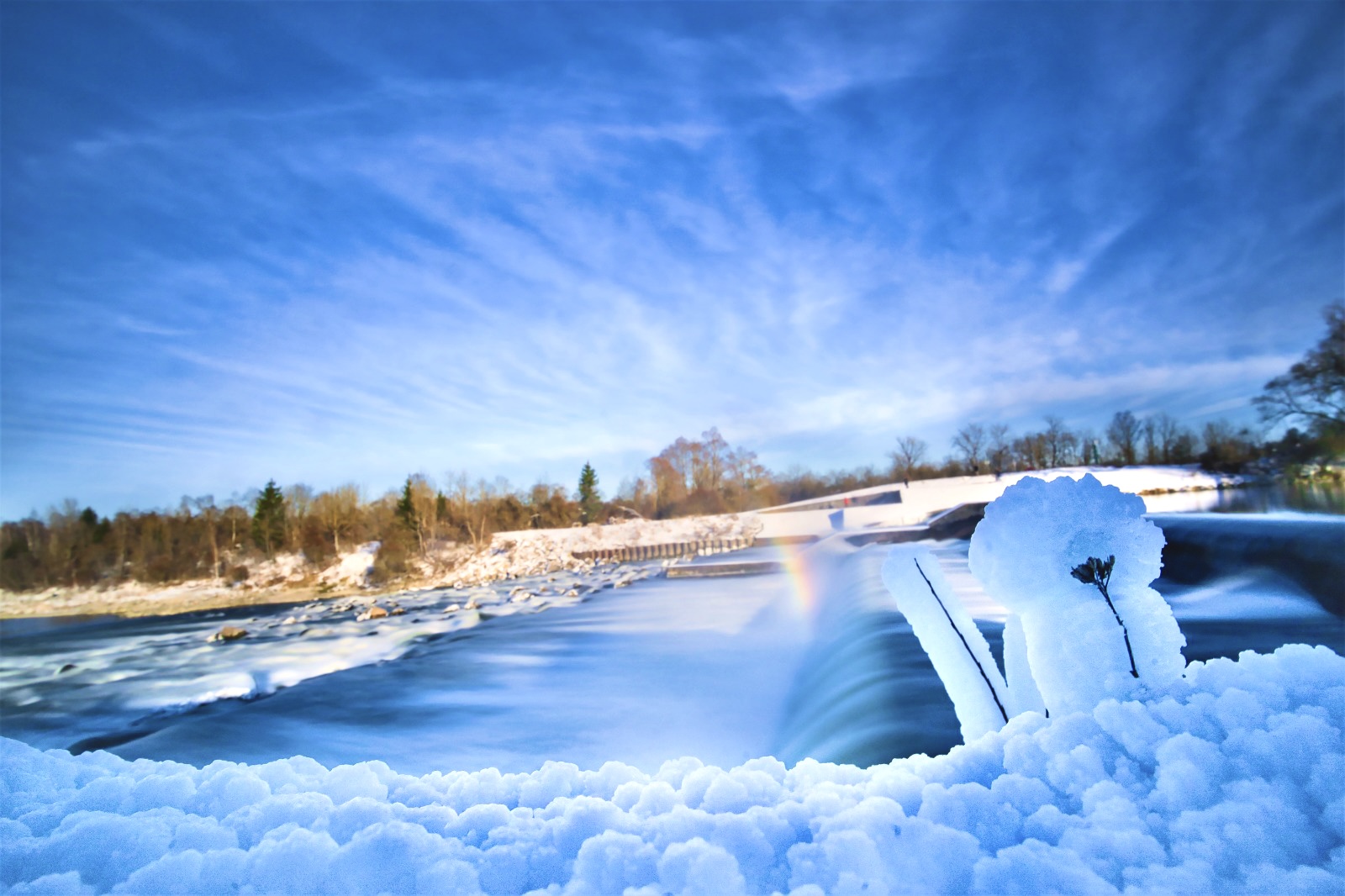 Regenbogen aus der Staustufe 