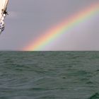 Regenbogen beim Segeln vor dem Darß