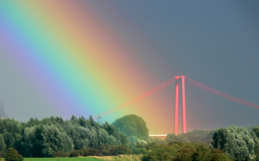 Regenbogen Brücke .."Bei Emmerich"