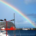 Regenbogen extrem im Hafen von Horta