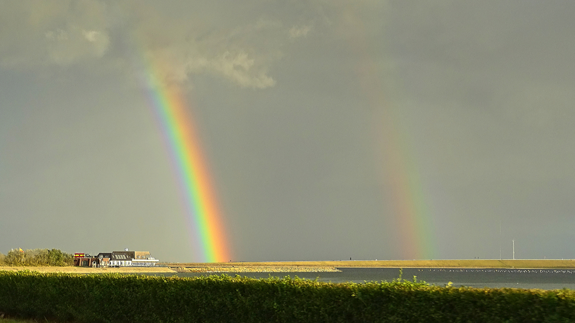 Regenbogen im Doppelpack