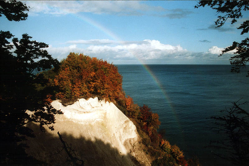 Regenbogen im Herbst