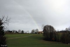 Regenbogen im März