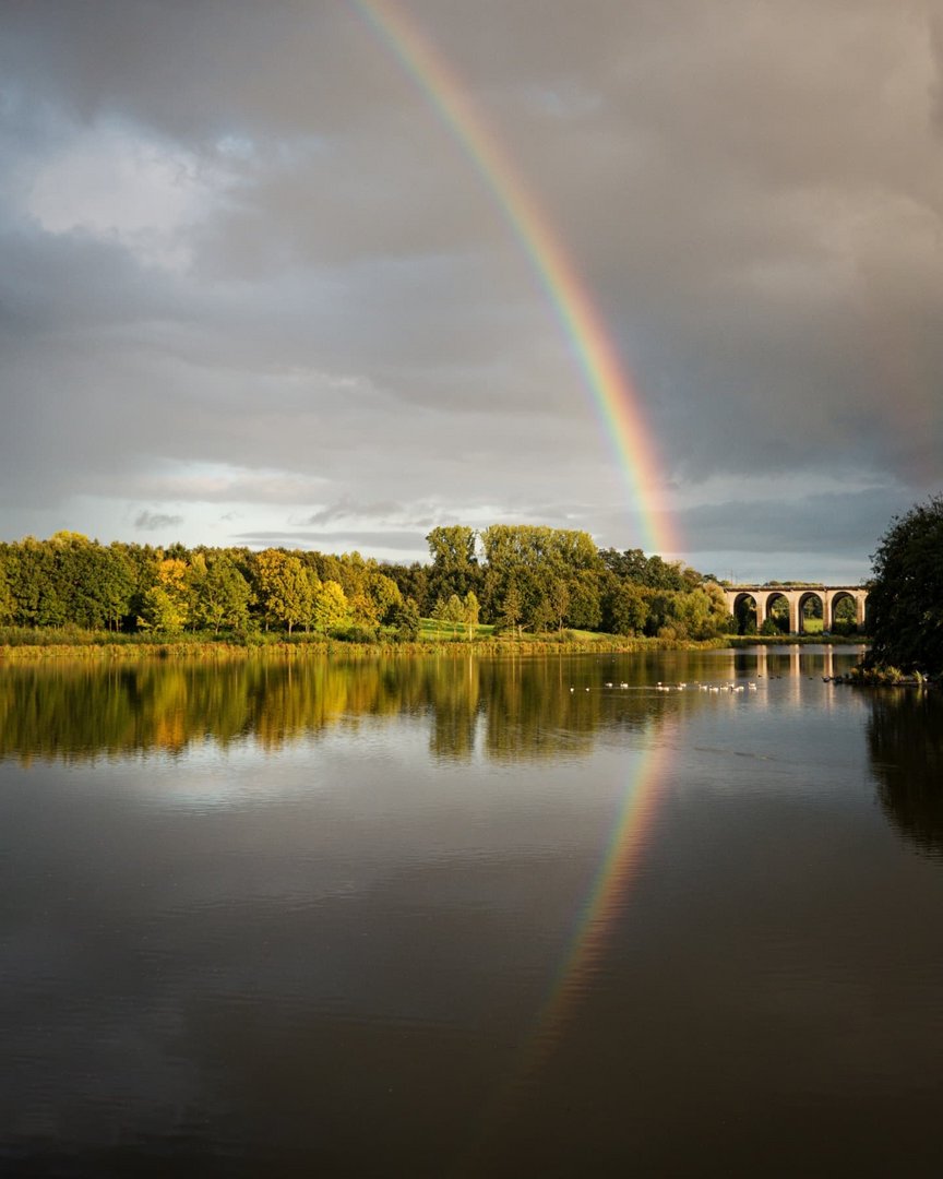 - Regenbogen im Spiegel - 