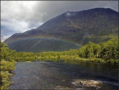 Regenbogen im Tarradalen