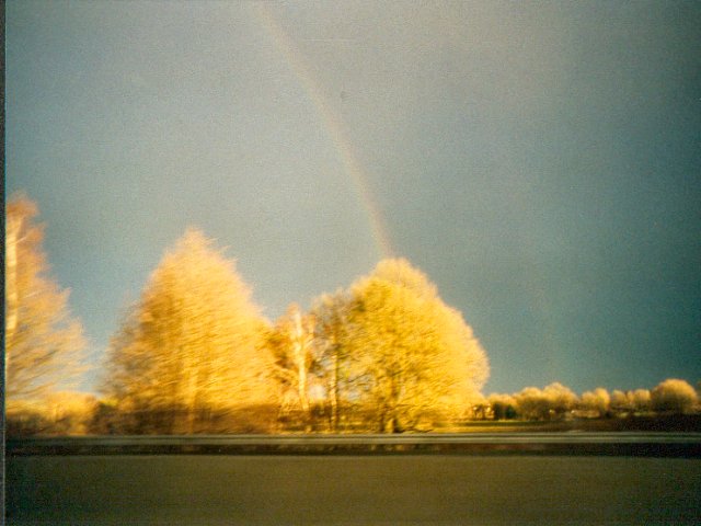 Regenbogen im Unwetter