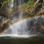 Regenbogen im Wasserfall