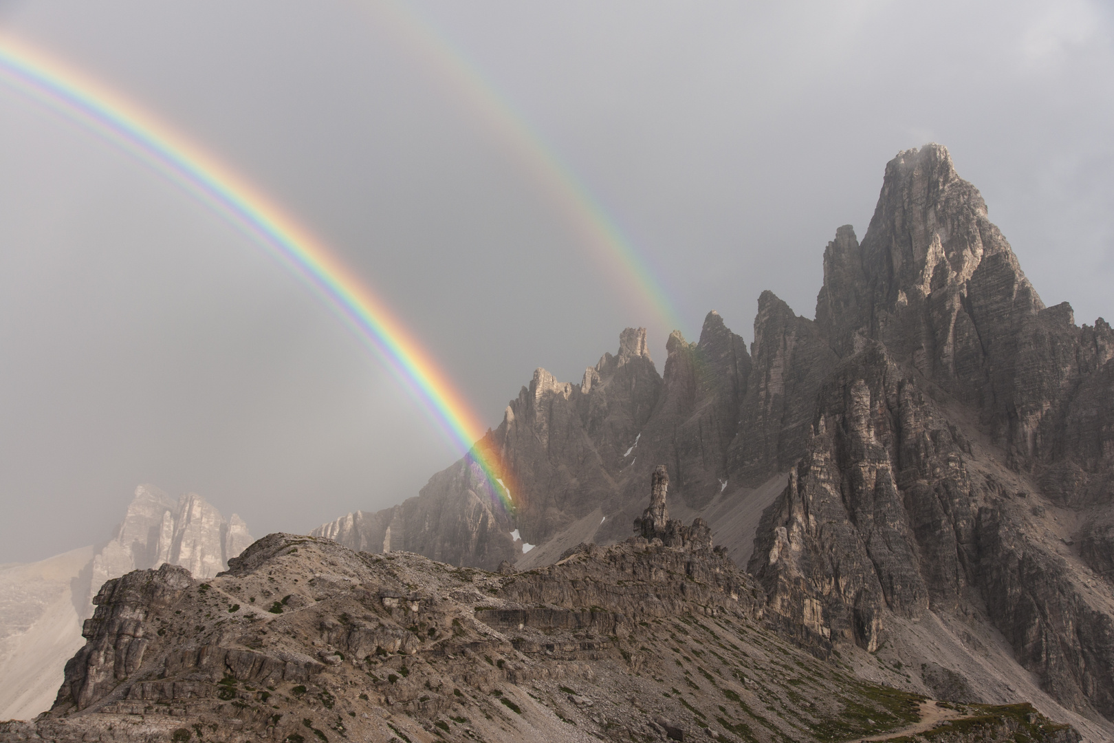 Regenbogen in den Dolomiten