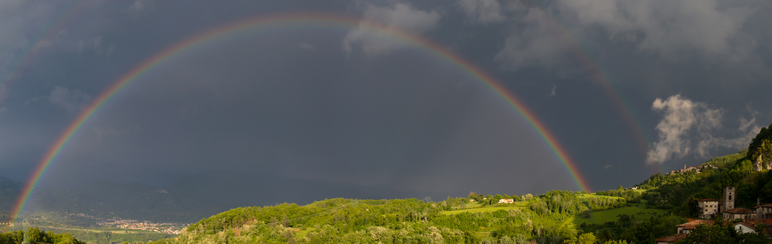 Regenbogen in der Toskana (Sillicano)
