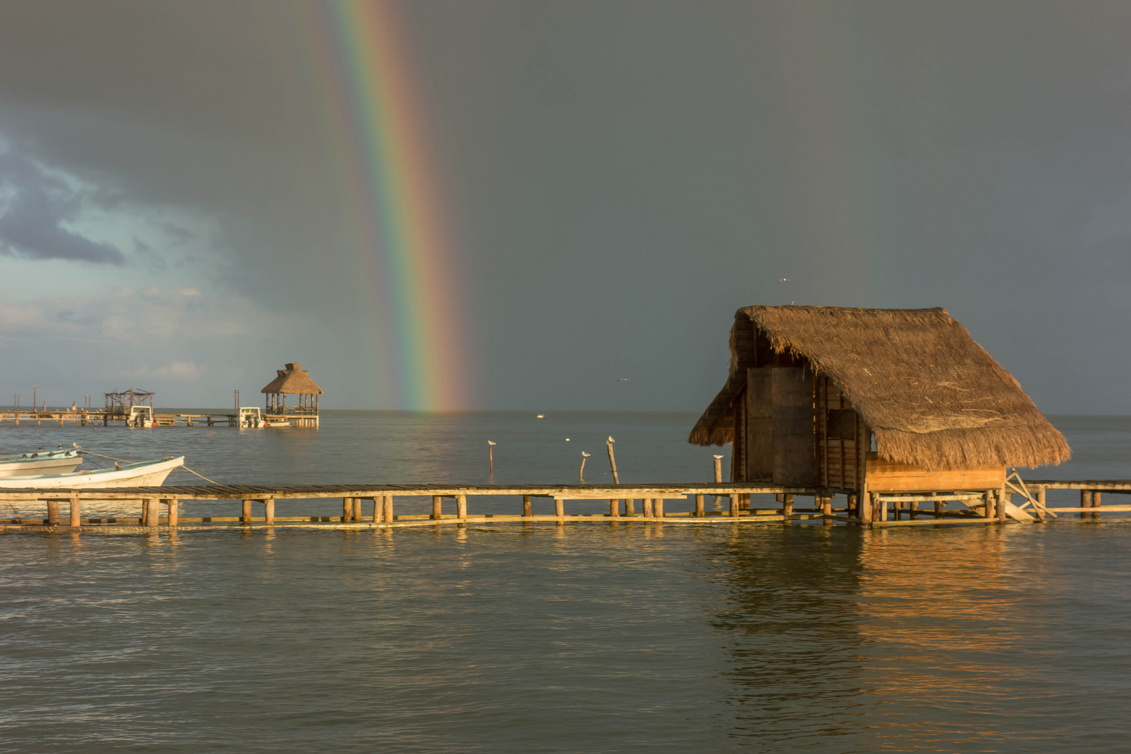 Regenbogen mit Schatten