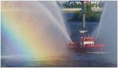 Regenbogen-Schiff