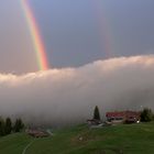 Regenbogen trifft Nebel