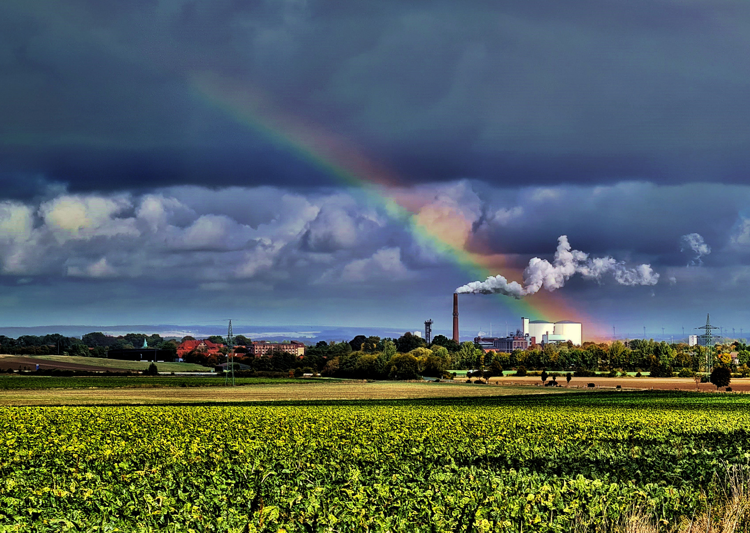 Regenbogen trift Zuckerfabrik