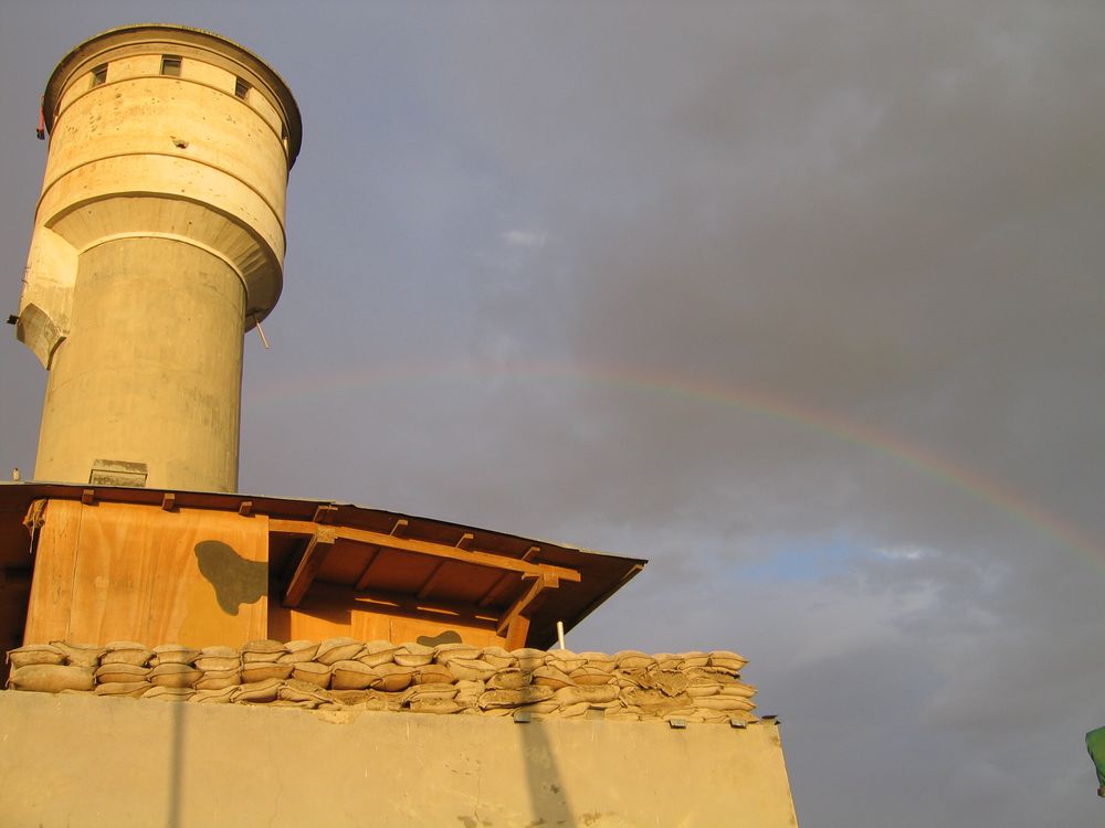 Regenbogen über Afghanistan