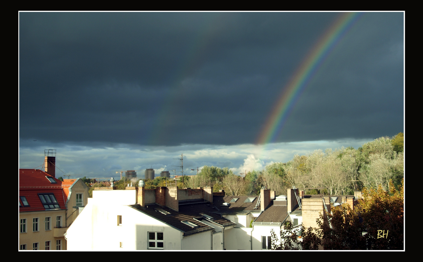 Regenbogen über Berlin Friedrichshain