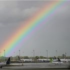 Regenbogen über dem Flugplatz München