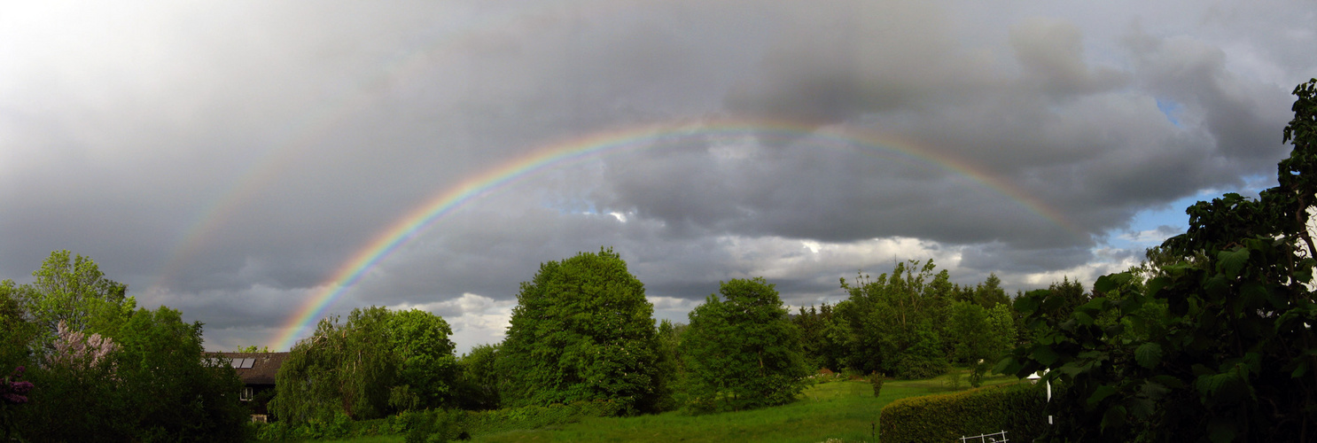 Regenbogen über dem Ith