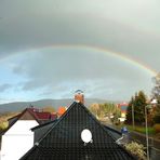 Regenbogen über den Dächern von Farnroda