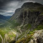 Regenbogen über den Trollstigen 