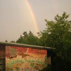 Regenbogen über der Jugendherberge